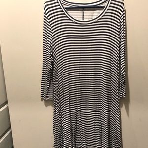 Super comfortable NY&CO dress with pockets